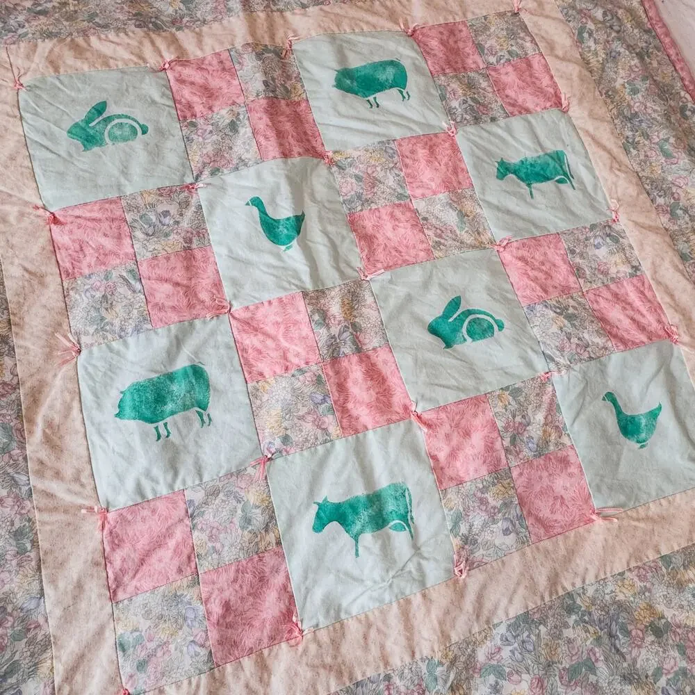 Vintage Handmade Patchwork Pink/Cream Baby Quilt w/ Teal Farm Animal, 40